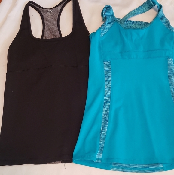 2 workout tops Tank Tops Hp 🔥🔥🔥 - Picture 2 of 3